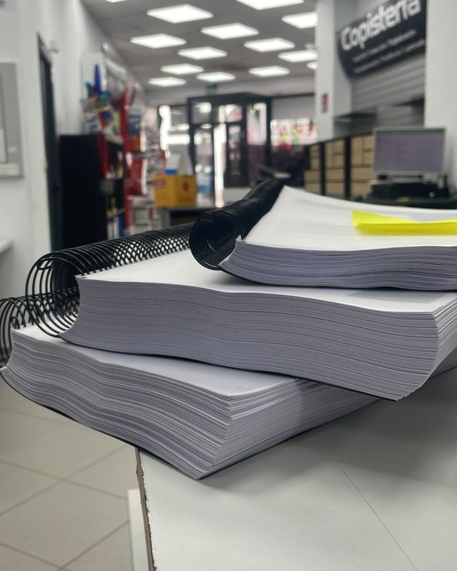 Wholesale paper supplier